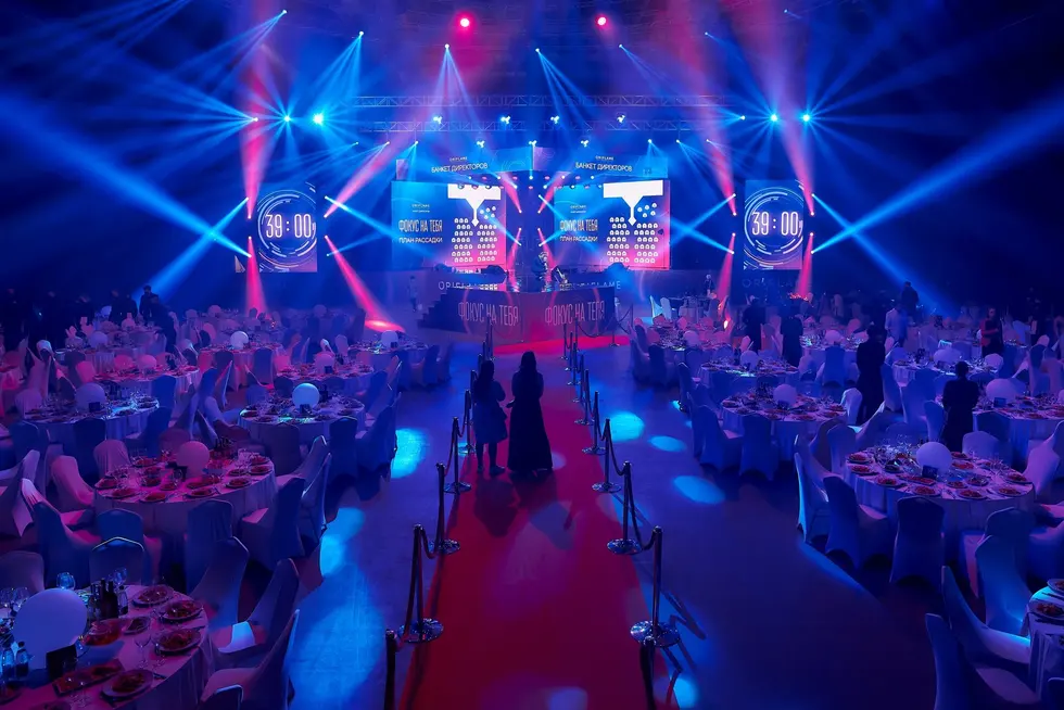 Банкет директоров Oriflame в Falcon Arena в Минске