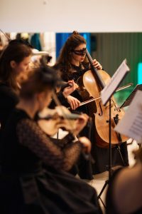 Препати перед юбилеем компании в Минске с фуршетом и живой музыкой