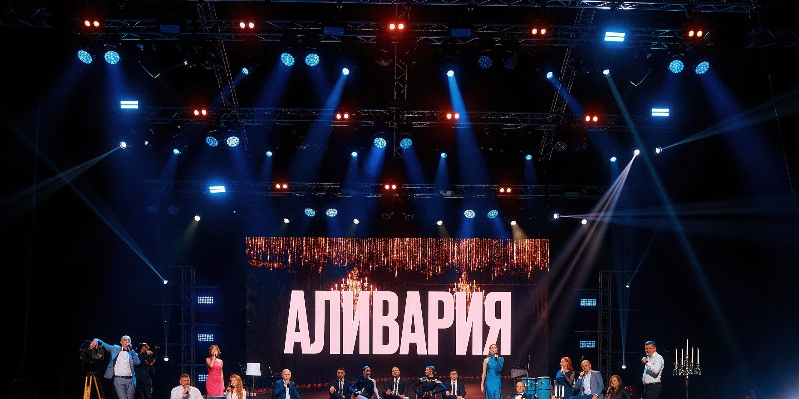 Организация юбилея компании Аливария в Минске — оформление зала и welcome-зона