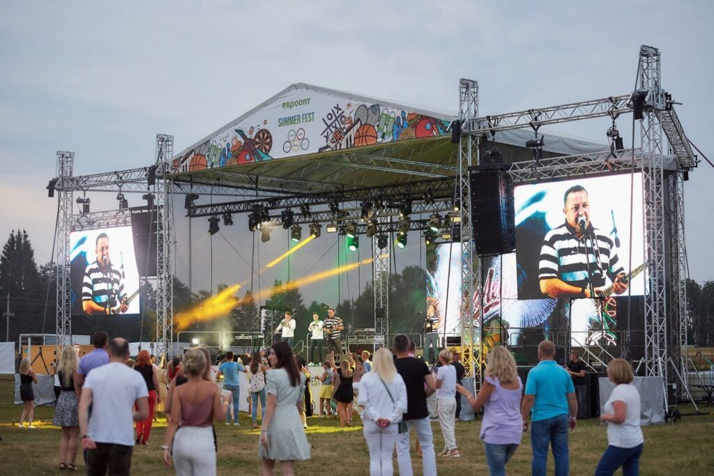 Летний корпоратив Евроопт 2021 open-air сцена